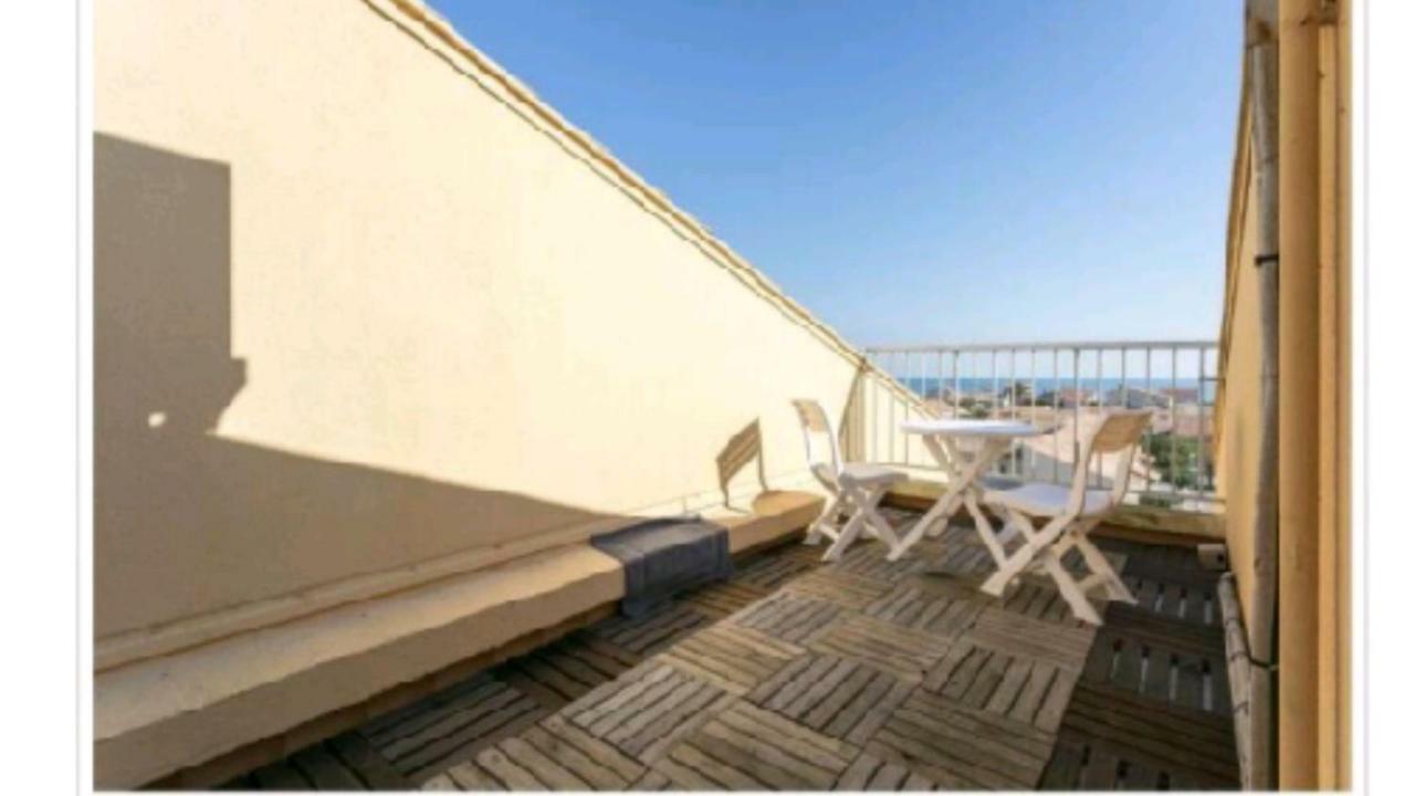F3 Narbone-plage Avec Solarium 250m De La Vue Et Clape Apartment Narbonne-Plage